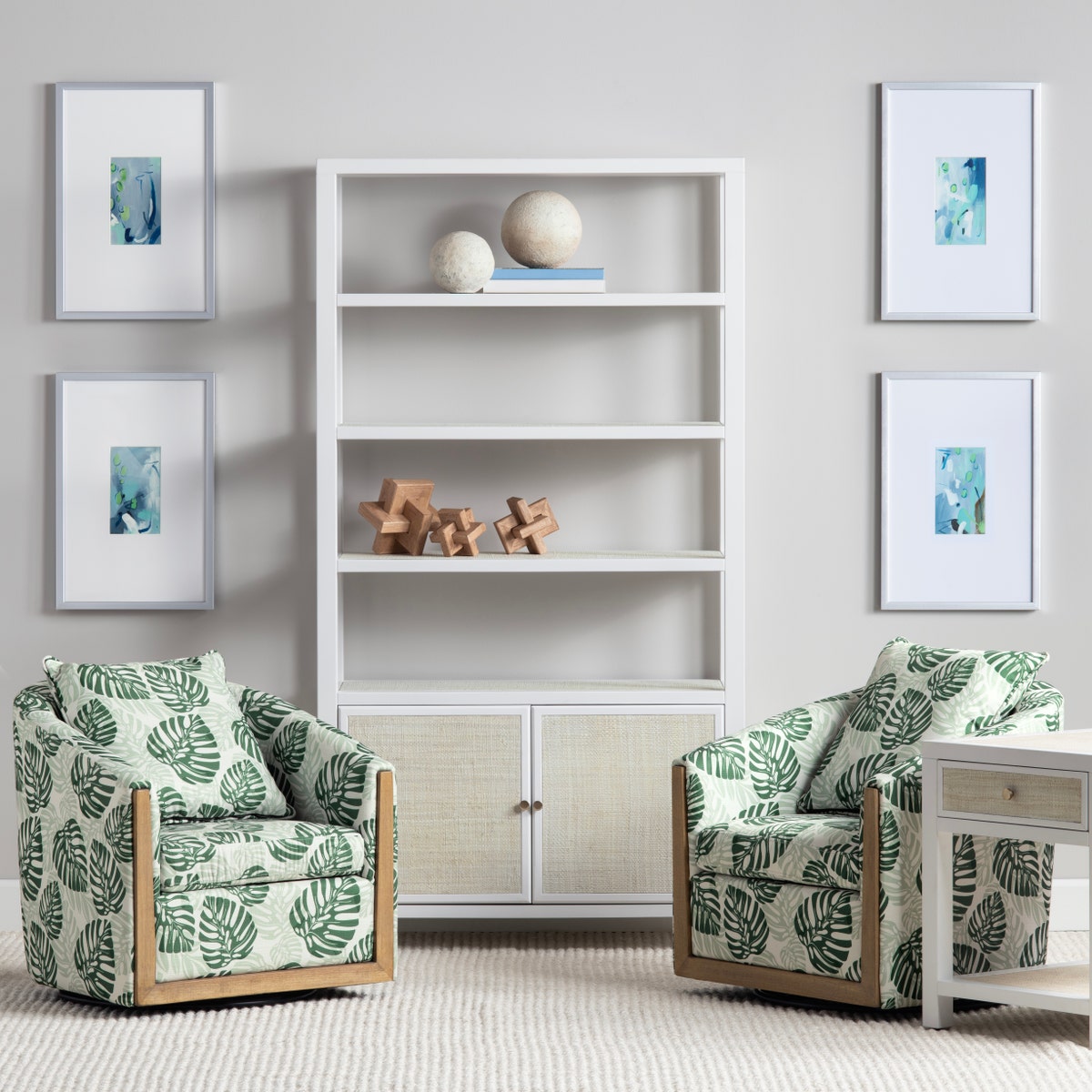 Crestview Sandy Shores Etagere