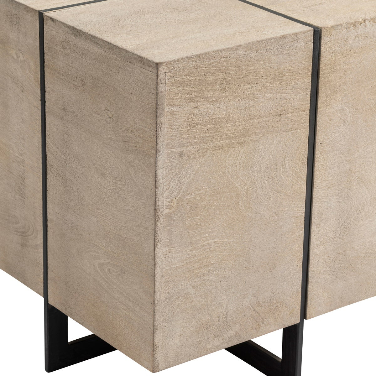 Crestview Collection Rivera End Table CVFNR522